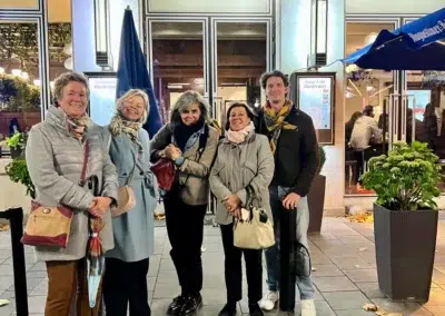 De gauche à droite : Catherine Schnitger, Ellen Bouveret, Julia Grignon (conférencière), Nicole Imbert et Alexis Zankowitch, membres du bureau de Français du Monde - Munich.