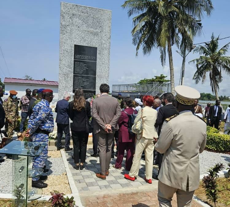 Hommage aux victimes de l’attentat de Grand Bassam